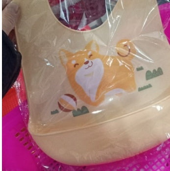 Baby Eating Silicone Bib (Waterproof)